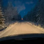 Horská chata Tunnelmallinen Moekki Saunalla